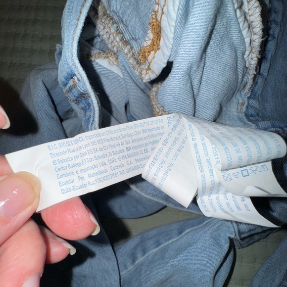 Forever 21 Jean Jacket Women Sz M Pocket Denim Button Up Long Sleeve Light Wash - Picture 9 of 13